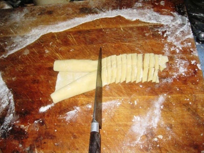 Куриная лапша с яйцом пашот
