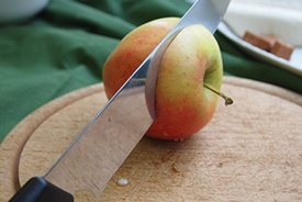 Фаршированные яблоки в тесте