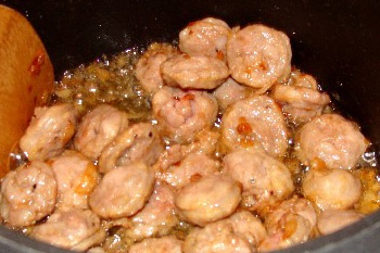 Солянка с квашеной капустой в мультиварке