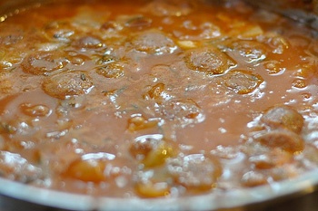 Солянка с квашеной капустой в мультиварке