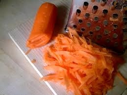 Салат с грибами и рыбной консервой
