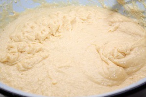 Миндальный кулич