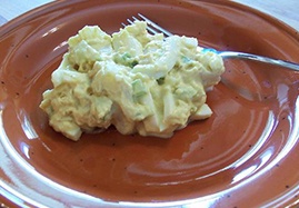 Лук с майонезом