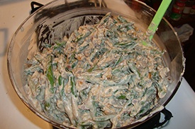 Салат из спаржи с майонезом и грибами