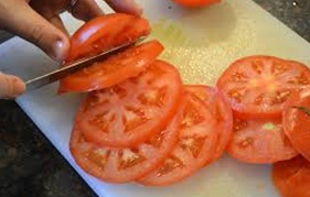 Мясо по французски с помидорами