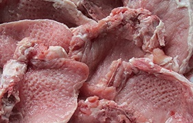 Мясо по французски с помидорами