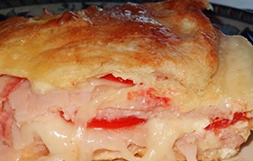 Мясо по французски с помидорами