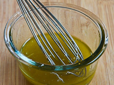 Салат с креветками и рукколой