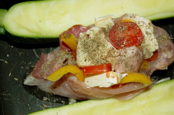 Лодочки из куриного филе
