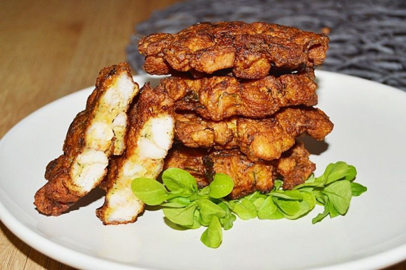 Котлеты из индейки с морковью и зеленым луком