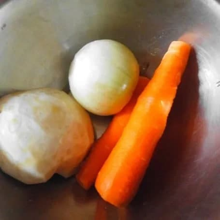 Рыба по-гречески с ананасом