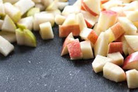 Слоеные пирожки с яблоками