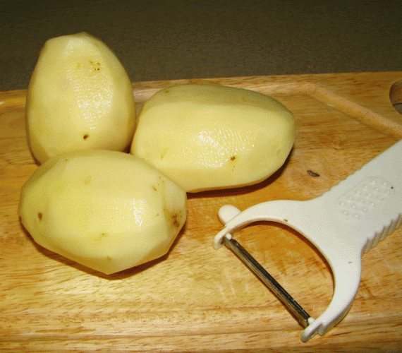 Тушеная картошка с капустой и грибами