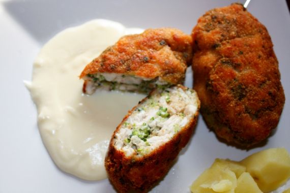 Куриные котлеты с брокколи