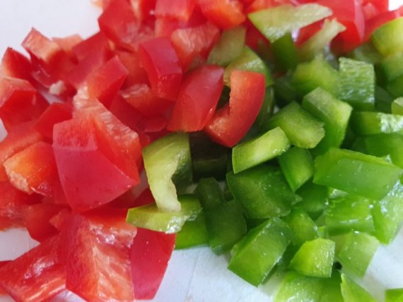 Салат с рисом и тунцом