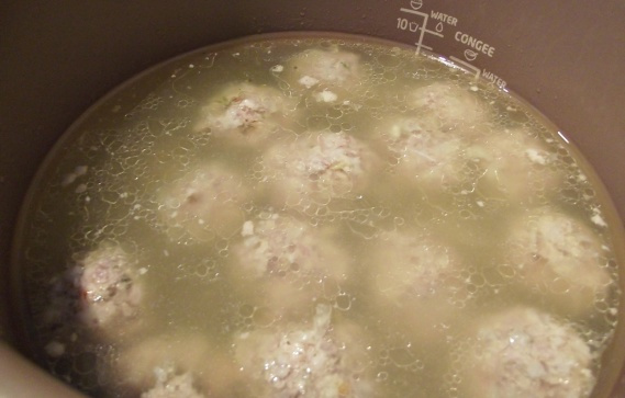 Тефтели с картошкой в мультиварке вкусный рецепт с фото пошагово и видео