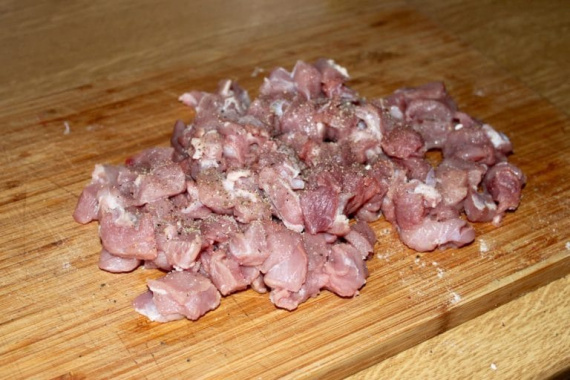 Гуляш с лисичками