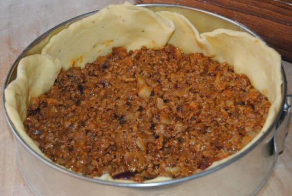 Мясной пирог с картофелем