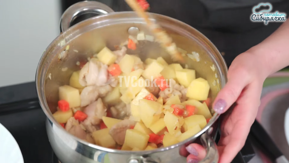 Диетический суп с курицей и вемишелью