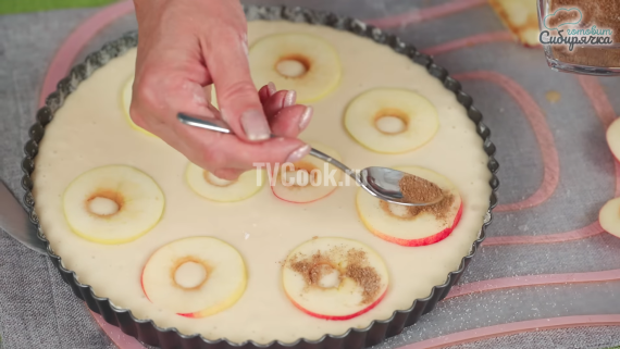 Яблочный пирог из бездрожжевого теста на кефире
