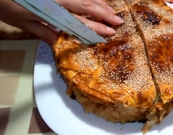 Ленивый пирог из лаваша с капустой и мясом