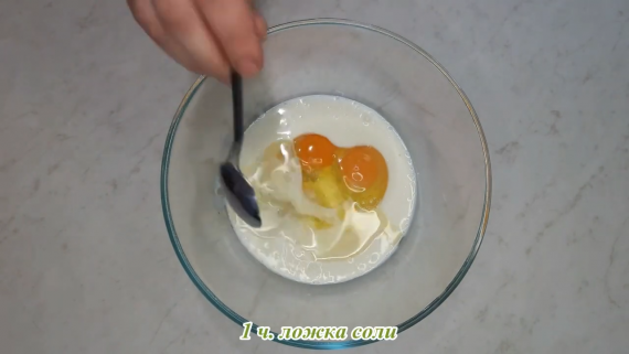 Пышные лепешеки на кефире в сковороде