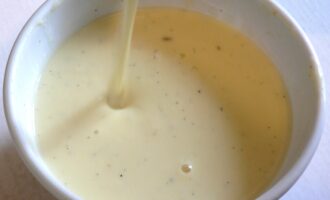 Запеченная цветная капуста под соусом