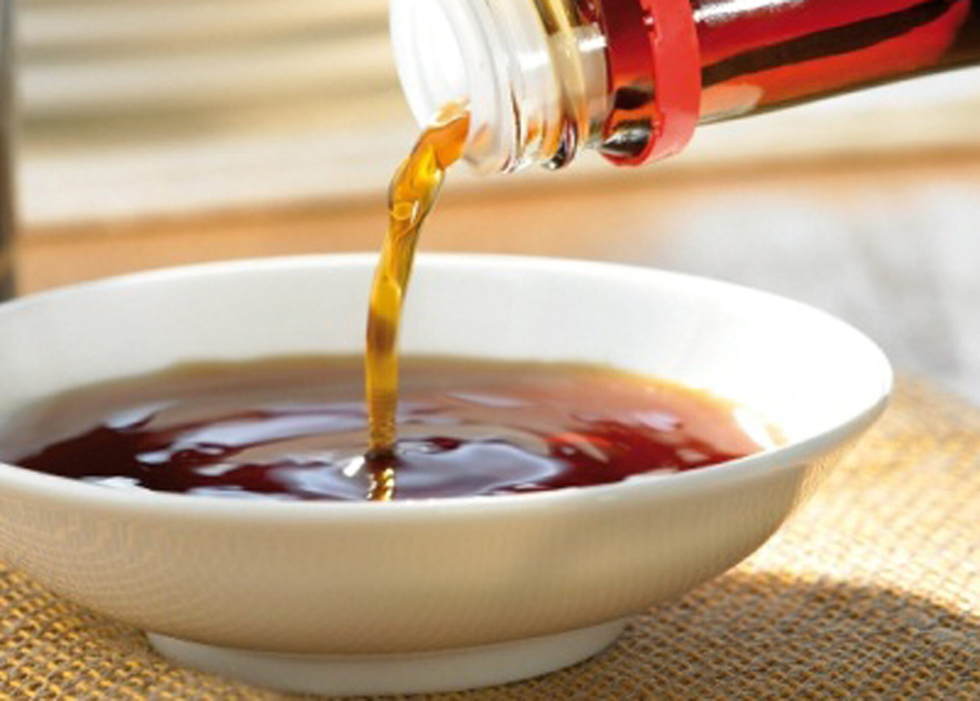 Терияки соус 50 мл. Соевый соус при гастрите. Соевый жидкий соус. Соусы при язве. Соевый соус при гастрите.