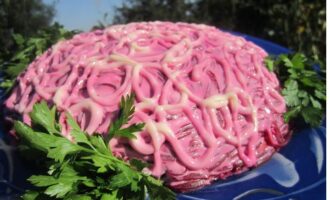 Салат Селедка под шубой с яблоком
