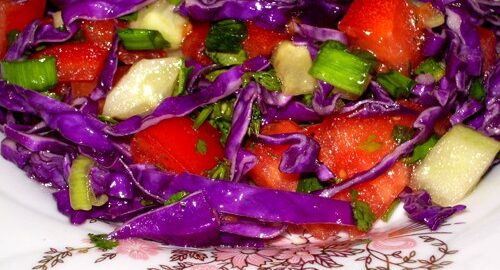 Салат из краснокочанной капусты