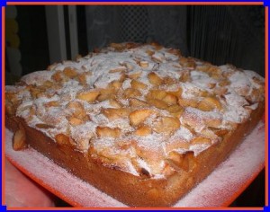Классический яблочный пирог с корицей