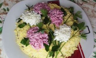 Салат «Кольцо» из печени
