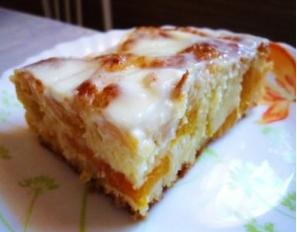 Персиковый пирог с сметанным кремом