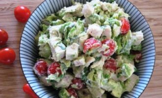 Рецепт салата из болгарского перца и курицы