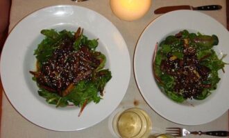 Говядина по-японски: рецепт с овощами и соусом