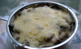 Жульены из шампиньонов с сырной корочкой: шаг за шагом