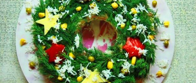 Салат 'Рождественский венок': пошаговый рецепт с фото