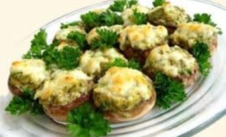 Французские грибочки с запеченным сыром: пошаговый рецепт