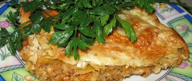 Мясной пирог из лаваша
