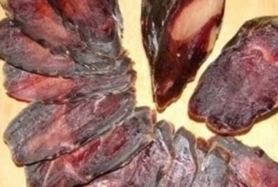 Как приготовить домашнюю вяленую колбасу