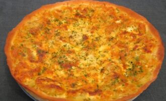 Пирог с начинкой из картофеля и грибов