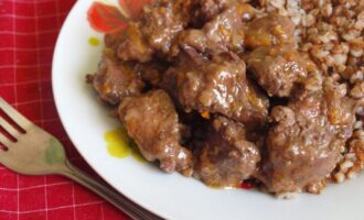 Гуляш из куриной печени