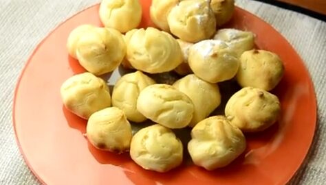 Профитроли с творожным кремом