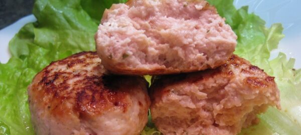 Куриные биточки