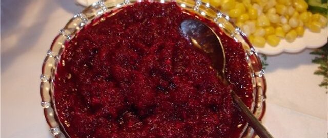Аджика из свеклы