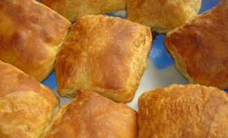 Слойки с курицей