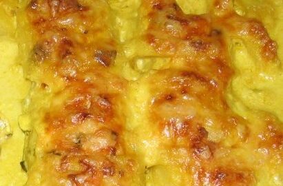 Запеченная картошечка в обалденном соусе