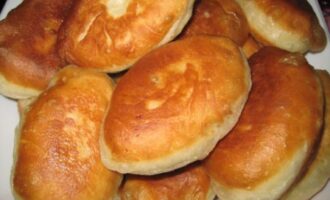 Жареные пирожки картофельные с яйцом «Нежные»