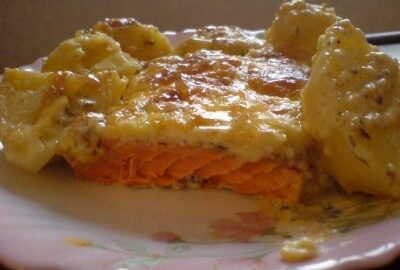 Форель, запеченная с картофелем