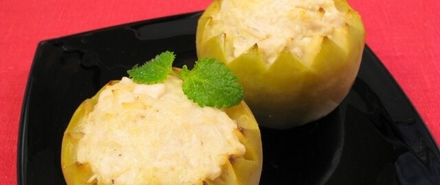 Фаршированные яблоки